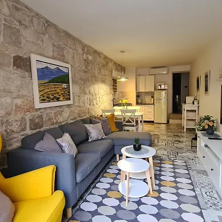 Muracca Apartment *